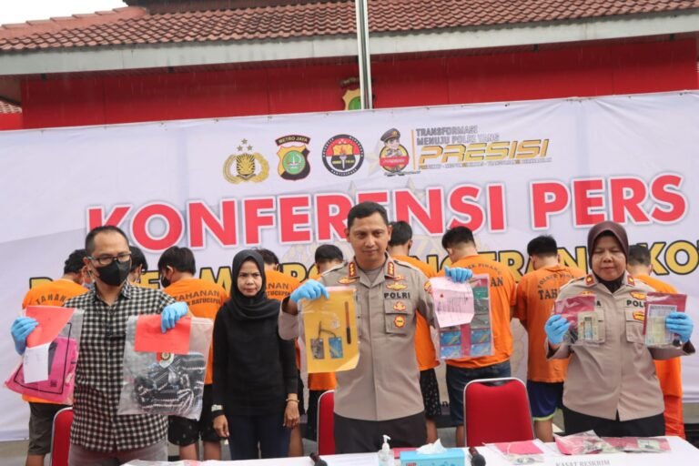 Dua Pelaku Ganjal ATM Rp104 juta Ditangkap di Pinang Tangerang