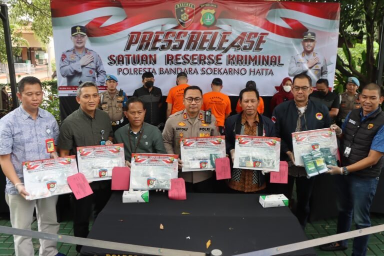 Polresta Bandara Soetta Ungkap Sindikat Perdagangan Orang, Ini Modus Pelaku Polresta Bandara Soetta Ungkap Sindikat Perdagangan Orang, Ini Modus Pelaku