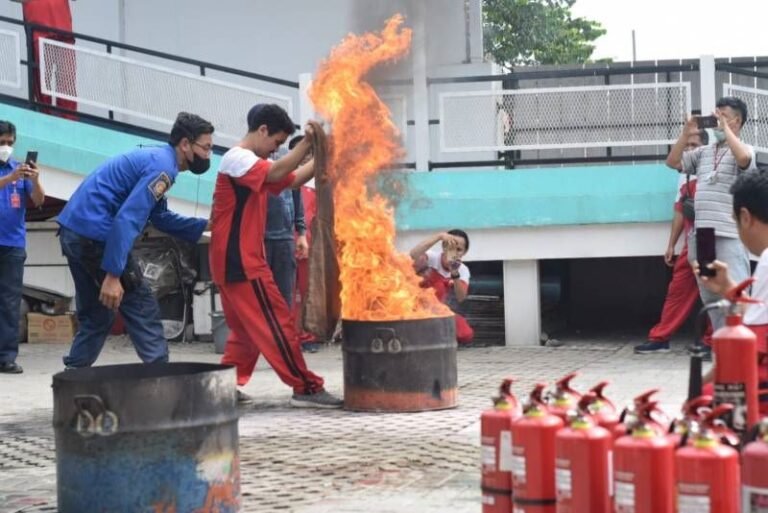 BPBD Kota Tangerang Sabet Standar Pelayanan Minimal Terbaik di Banten BPBD Kota Tangerang Sabet Standar Pelayanan Minimal Terbaik di Banten