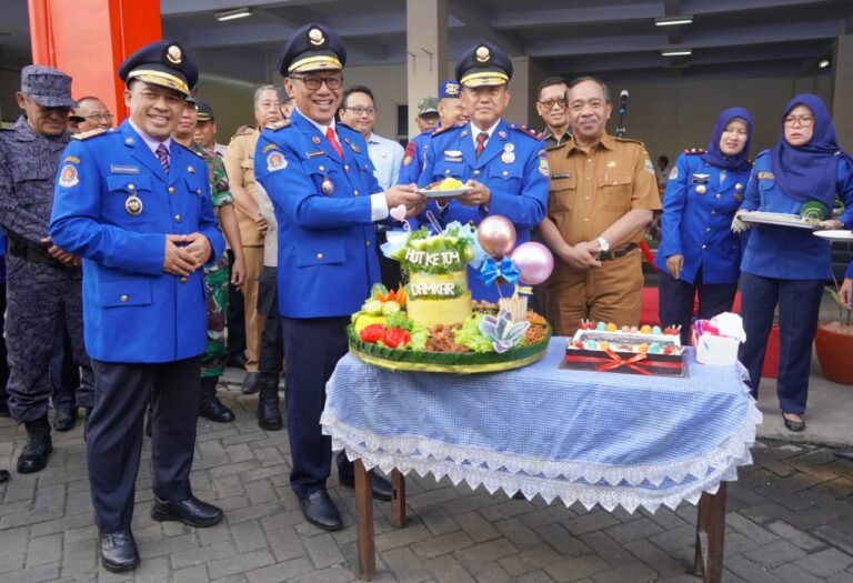 Kukuhkan 265 Relawan Pemadam Kebakaran, Wali Kota Cilegon Ingkatkan Bahaya Kebakaran