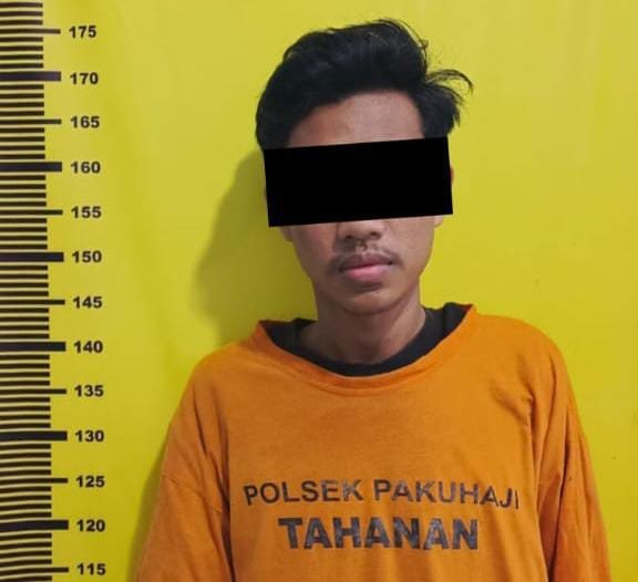 Remaja Tengil Konvoi Bercelurit, Ditangkap Polisi jadi Ciut Remaja Tengil Konvoi Bercelurit, Ditangkap Polisi jadi Ciut