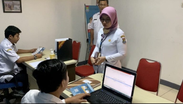 Pemkab Tangerang Buka Posko Pengaduan THR, Layanannya Online dan Offline