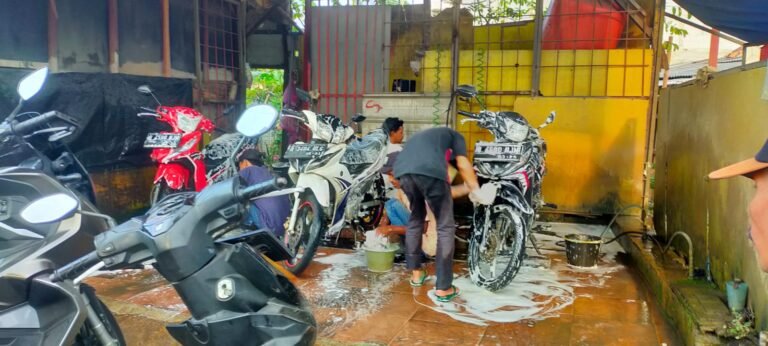Berkah Jelang Lebaran, Steam Motor di Teluknaga Tangerang Ramai Pengunjung