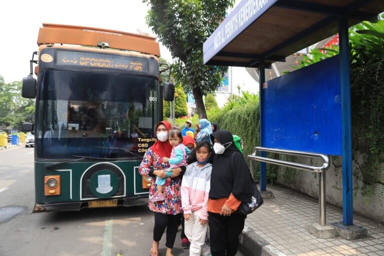 BRT dan Si Benteng Kota Tangerang Tetap Layani Penumpang Selama Libur Lebaran