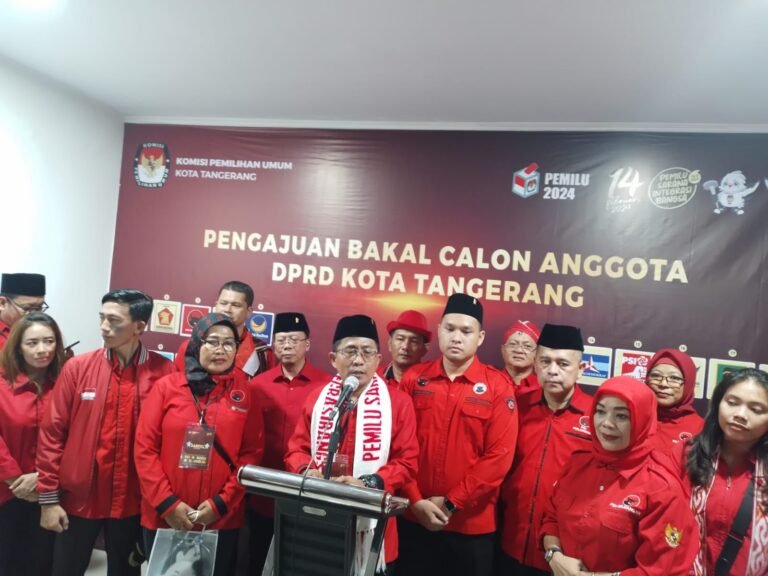PDIP Kota Tangerang Daftarkan Bacaleg ke KPU