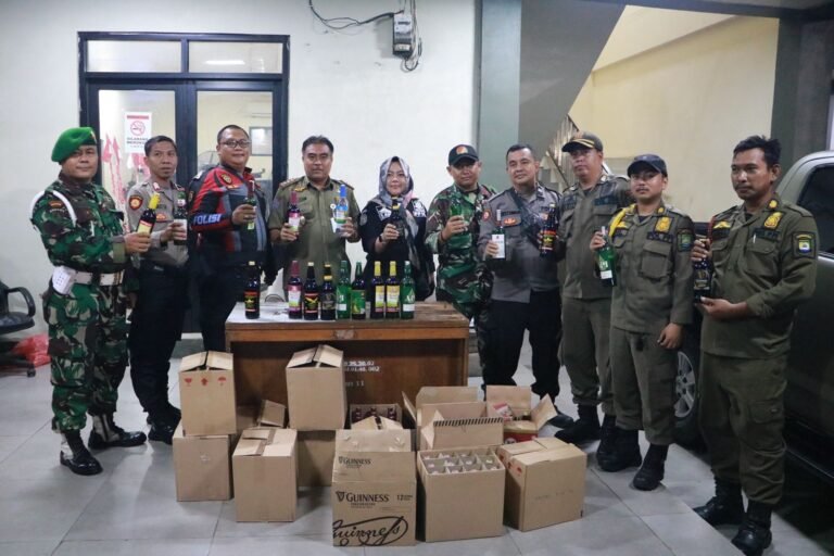 174 Botol Miras Diamankan Satpol PP Kota Tangerang