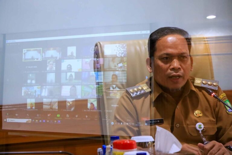 Saat Virtual Jobfair, Pj Wali Kota Tangerang Beberkan Strategi Pemkot Tingkatkan Kualitas Pencaker Saat Virtual Jobfair, Pj Wali Kota Tangerang Beberkan Strategi Pemkot Tingkatkan Kualitas Pencaker