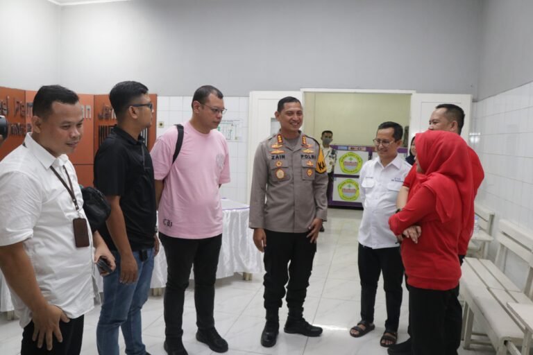 ART Lompat dari Atap Rumah Majikan di Karawaci Tangerang Meninggal ART Lompat dari Atap Rumah Majikan di Karawaci Tangerang Meninggal