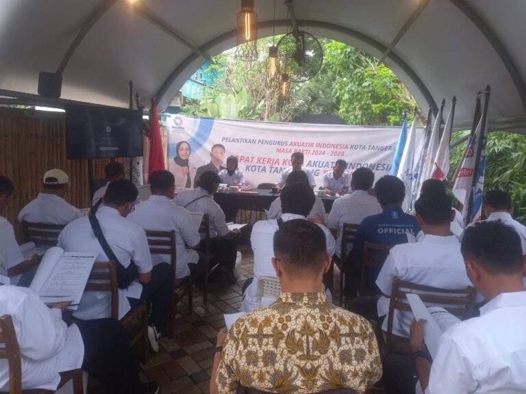 Ika Lestari Nakhodai Akuatik Kota Tangerang