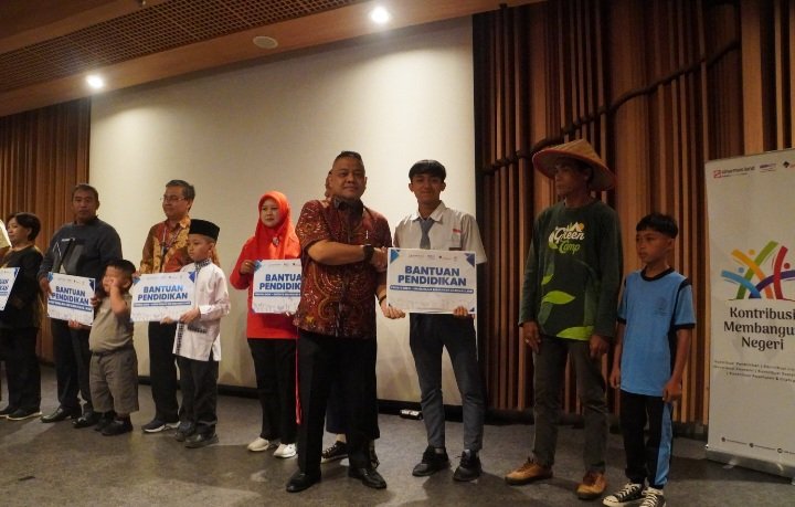 Wujudkan Pendidikan Inklusif, Sinar Mas Land Salurkan Bantuan Senilai Rp300 Juta