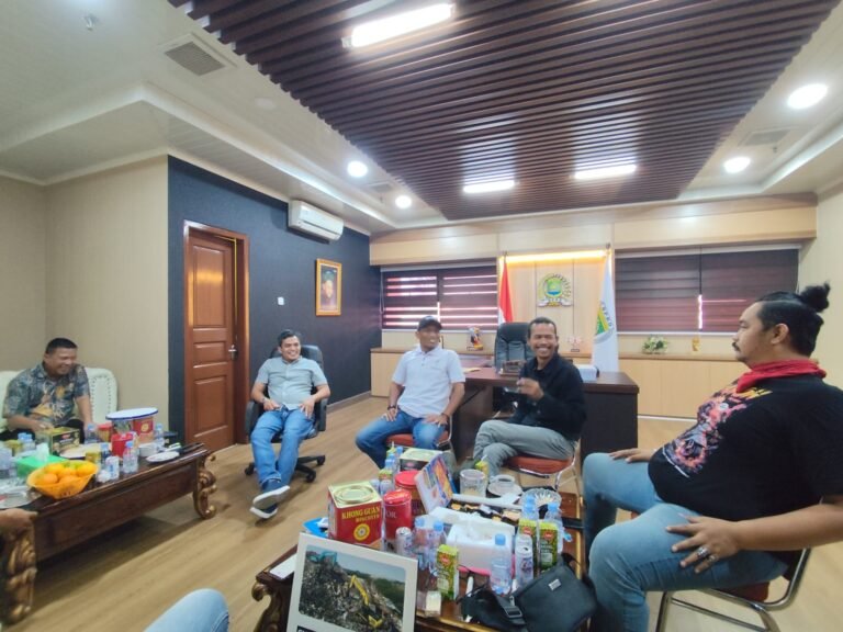 DPRD Kota Tangerang Tampung Aspirasi Aktivis Soal Proyek Pengelolaan Sampah