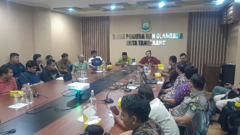 Wakil Ketua DPRD Kota Tangerang Sebut Ajang Pertandingan Basket Sejalan dengan Semangat Membangun Kota Wakil Ketua DPRD Kota Tangerang Sebut Ajang Pertandingan Basket Sejalan dengan Semangat Membangun Kota