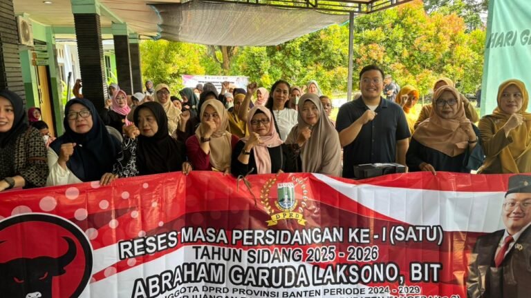 Abraham Garuda Laksono dorong kesadaran deteksi dini kanker serviks dan tekankan pentingnya kesehatan perempuan di Tangerang.