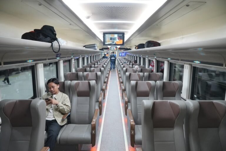KAI Hadirkan Sarana Stainless Steel New Generation pada KA Gajayana dan Parahyangan Mulai 10–11 Januari 2026