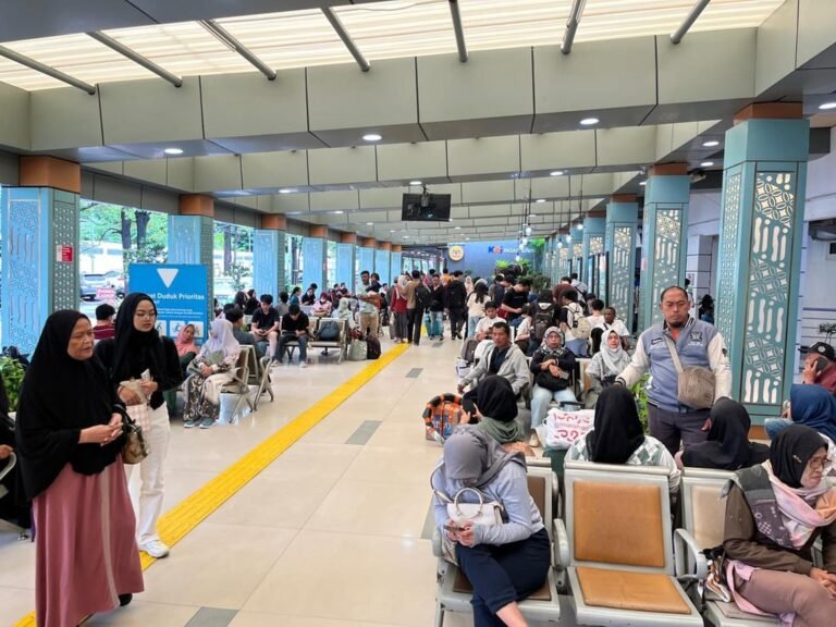 Banjir Teratasi, 72 Keberangkatan Kereta Api dari Daop 1 Jakarta Normal 100 Persen