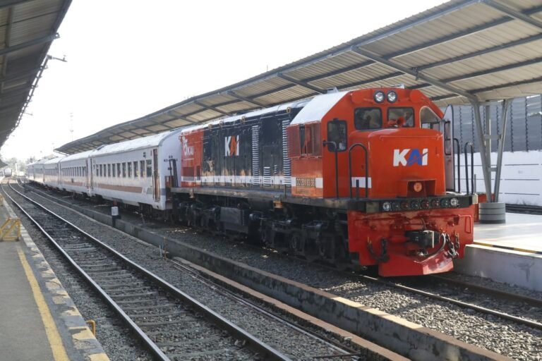 Lindungi Pekerja Operasional, KAI Divre III Gandeng PJK3 Pastikan Standar K3 Optimal