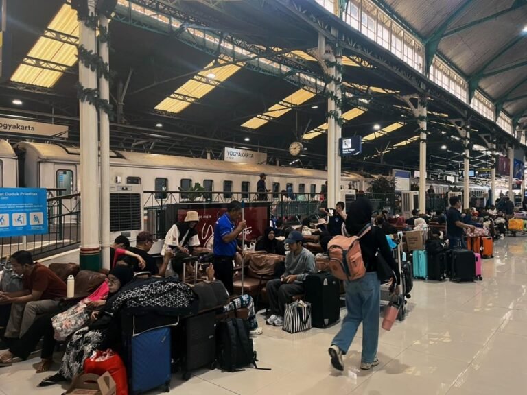 KAI Daop 6 Yogyakarta Layani 13 Juta Penumpang KA Jarak Jauh Sepanjang Tahun 2025