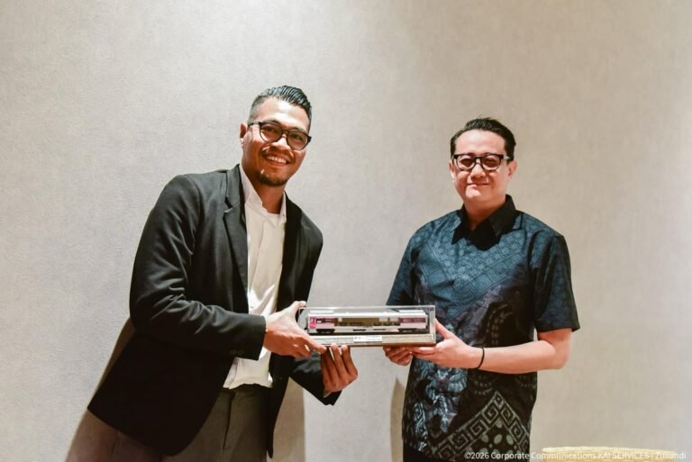 Perkuat Sinergi dengan PT Taman Wisata Candi, KAI Services Bahas Kolaborasi Operasional