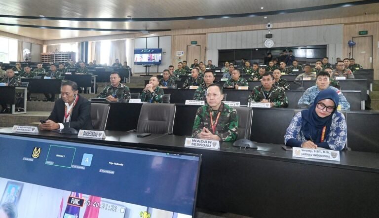 Lokakarya Seskoau A-64 bahas transformasi TNI AU menuju Multi-Domain Operations untuk hadapi ancaman perang modern 2026.