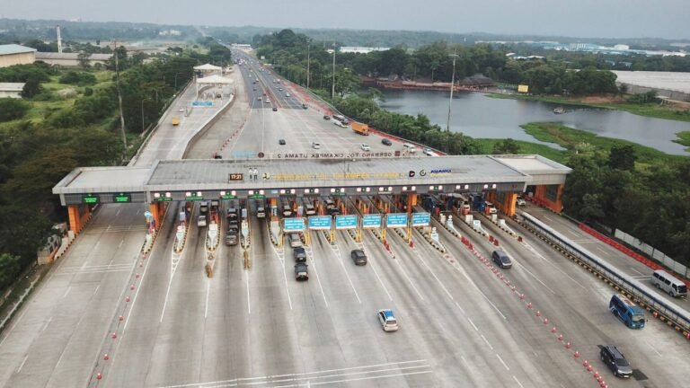 Potongan Tarif Tol Berlaku Hari ini di Tol Trans Jawa, JTT Terus Pantau Lalu Lintas Melewati GT Cikampek Utama