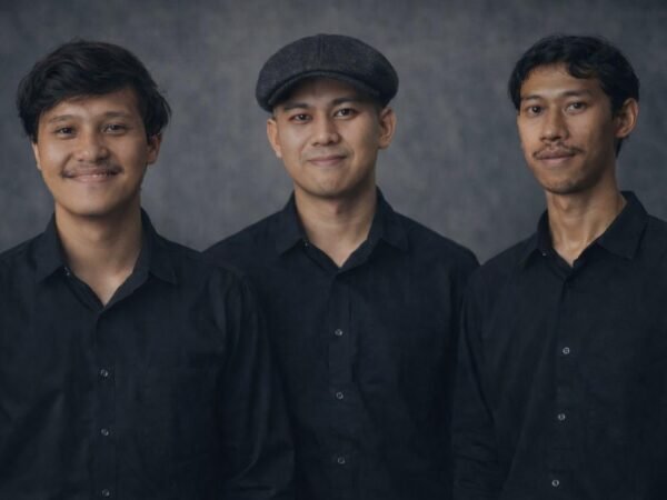 Profil NRTG dan Cerita di Balik Lagu “Kita Lawan Dunia”