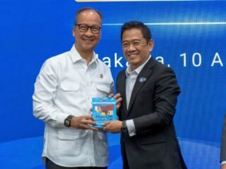 Dr. Akbar Djohan,  Direktur Utama  Krakatau Steel Group Kembali Nakhodai IISIA,Fokus pada Akselerasi Ekosistem Industri Baja Indonesia untuk Menembus Pasar Global