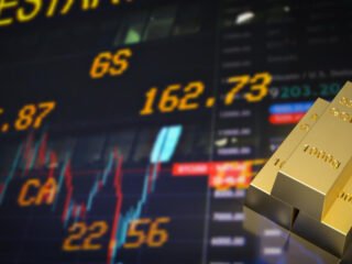 Apakah Emas Selalu Naik saat Krisis? Fakta untuk Investor