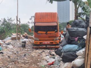Diduga Ilegal, Lapak Sampah di Kunciran Tangerang Setor Jutaan Rupiah ke DLH