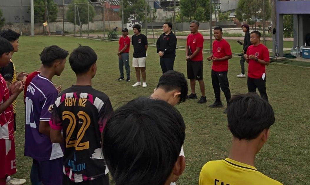 PDI Perjuangan Banten matangkan talenta sepak bola muda melalui pembinaan intensif menuju Soekarno Cup 2026 nasional.
