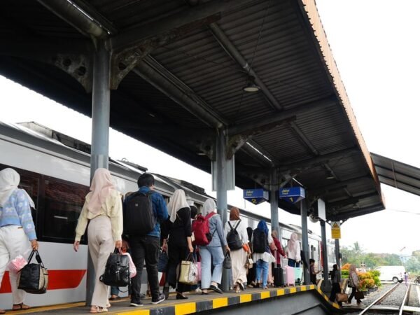 Libur Panjang Hari Buruh Internasional, KAI Divre IV Tanjungkarang Layani 11.967 Penumpang