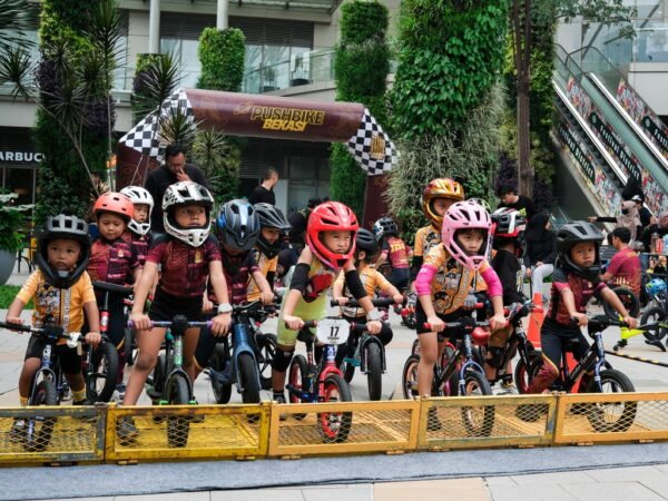 Rise and Move Kembali Ramaikan Akhir Pekan Sehat dan Seru di Grand Galaxy Park Mall