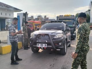 Pelindo Parepare Awasi Ketat Kendaraan Masuk Dermaga