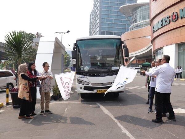 Sekarang ke Bandara Internasional Soekarno - Hatta  Bisa dari Grand Metropolitan Bekasi