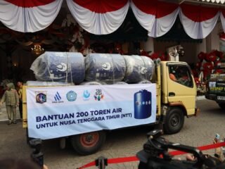 PAM JAYA Salurkan 200 Toren Air untuk Warga Terdampak Gempa NTT, Wujud Solidaritas dari Jakarta