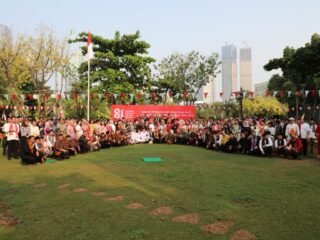 Semarak Kemerdekaan, Pekerja BRI Region 6 Tampil dalam Balutan Baju Adat dan Wastra Nusantara